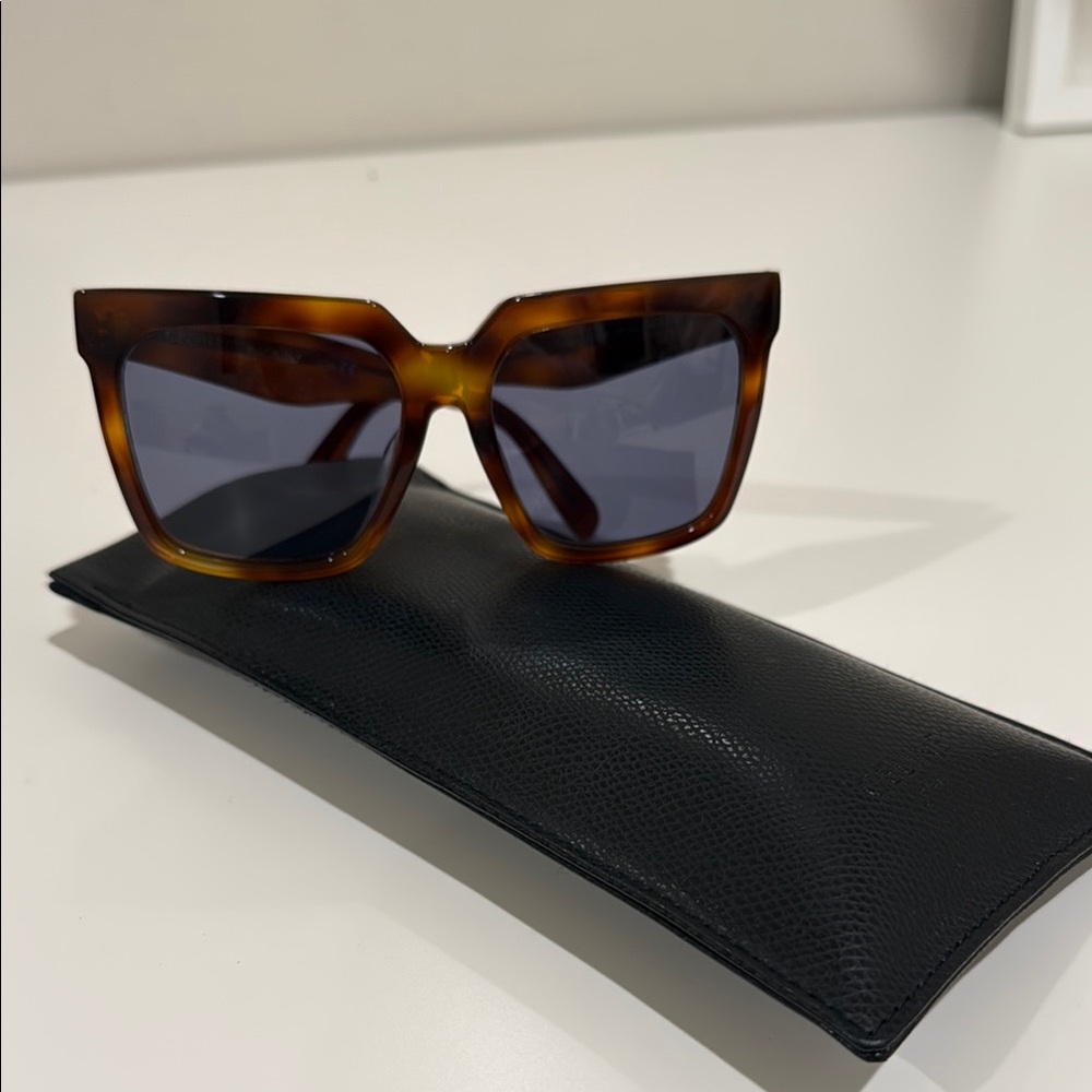 Tortoise Shell Square Sunglasses - image 4